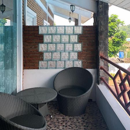 Urbanview Hotel Villa Q Gisting Bandjarnegeri Ngoại thất bức ảnh