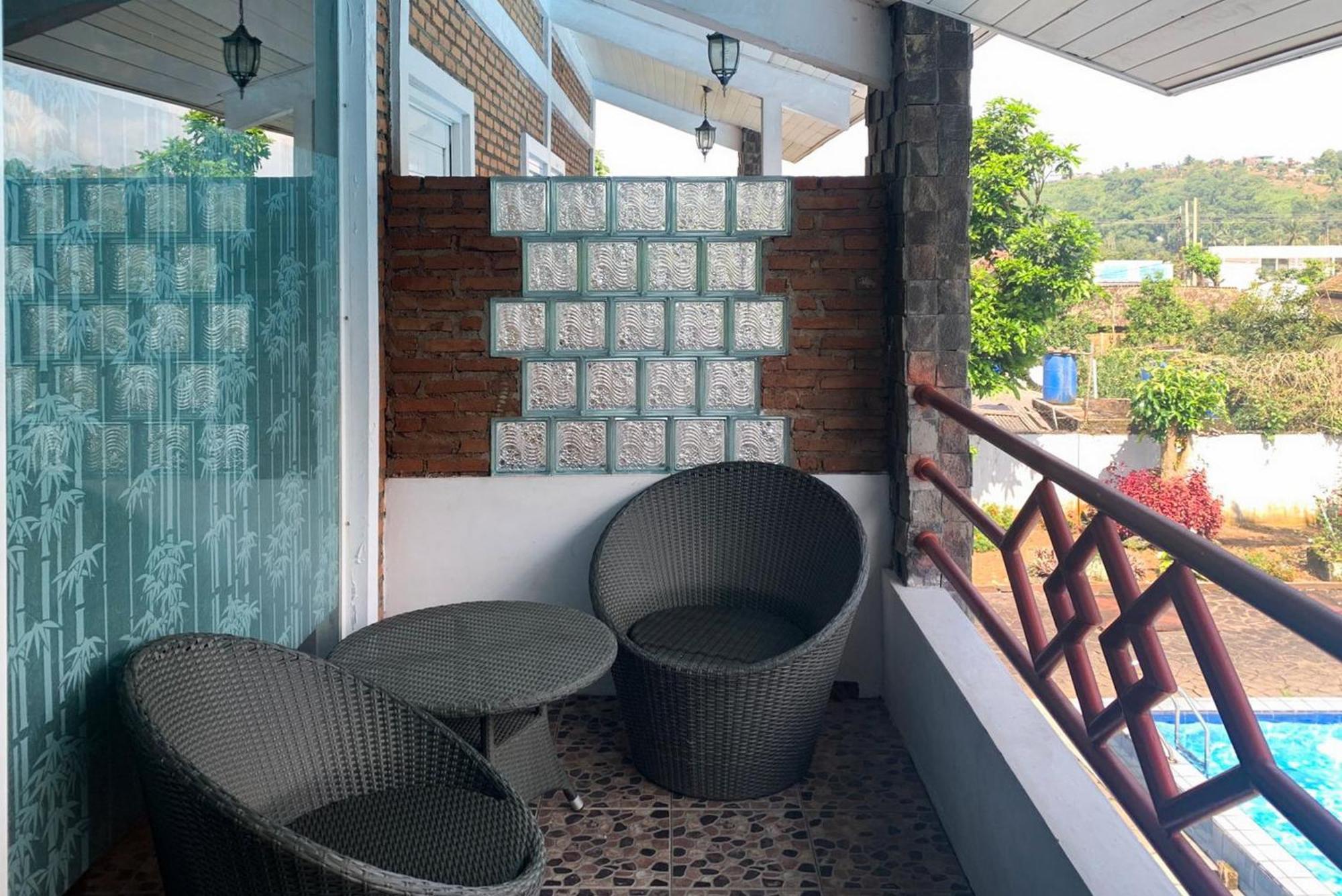 Urbanview Hotel Villa Q Gisting Bandjarnegeri Ngoại thất bức ảnh
