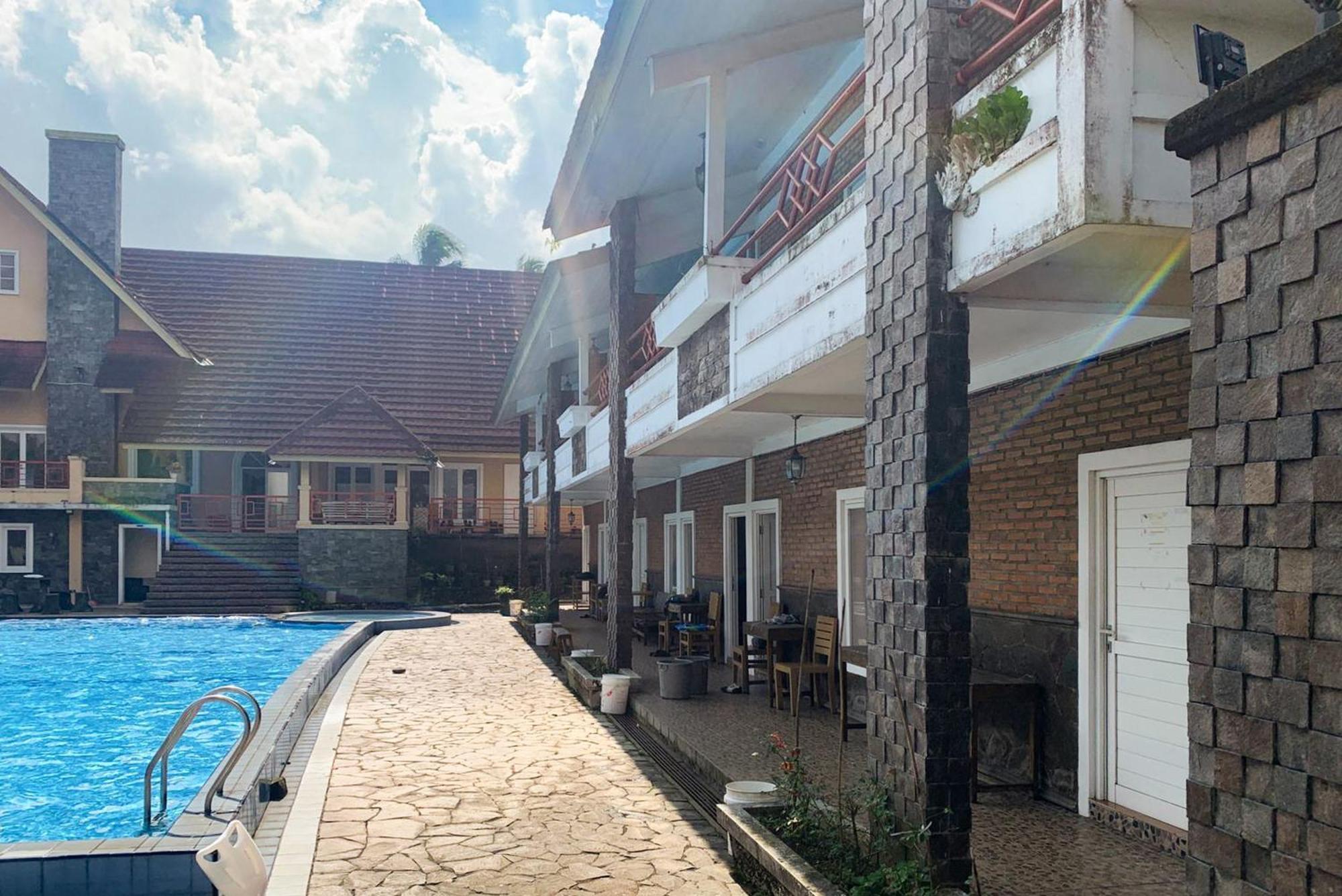 Urbanview Hotel Villa Q Gisting Bandjarnegeri Ngoại thất bức ảnh